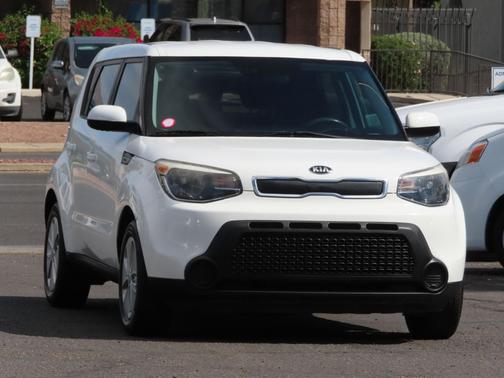 2016 Kia Soul Base