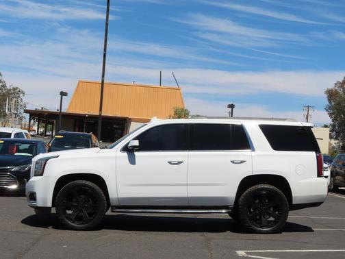 2017 GMC Yukon SLE