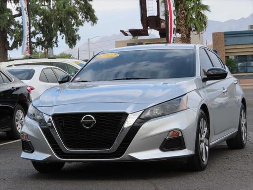 2022 Nissan Altima S FWD
