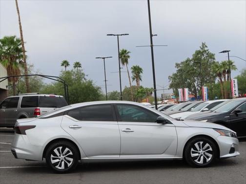 2022 Nissan Altima S FWD