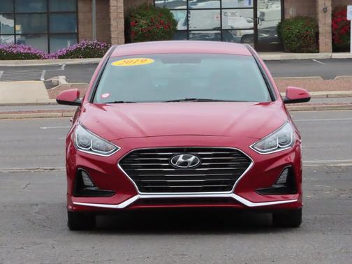 2019 Hyundai SONATA SE