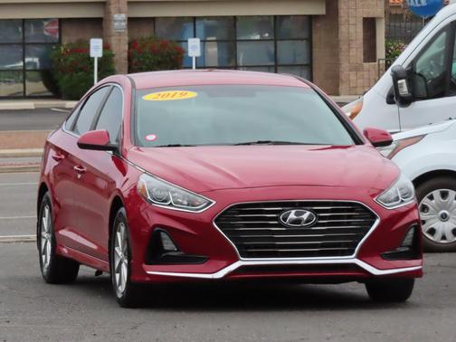 2019 Hyundai SONATA SE