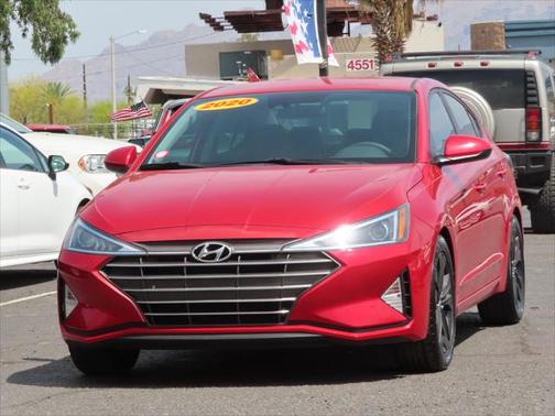 2020 Hyundai ELANTRA SE