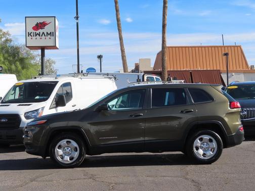 2014 Jeep Cherokee Sport