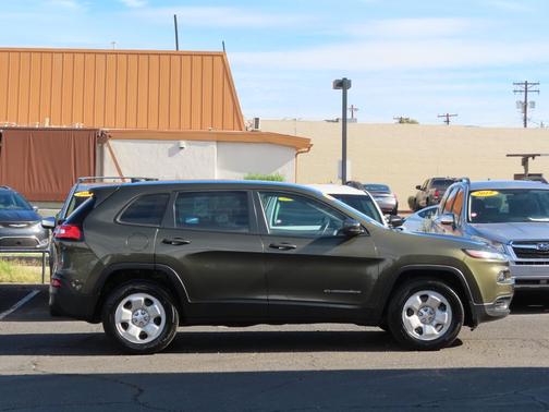 2014 Jeep Cherokee Sport