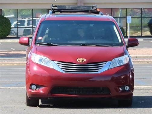 2015 Toyota Sienna XLE
