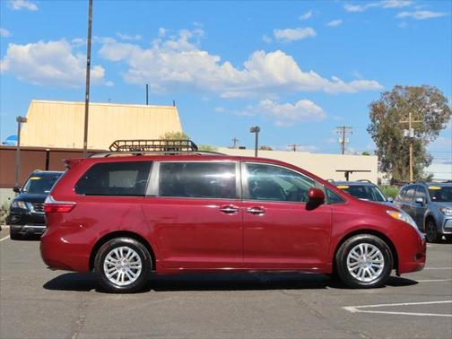 2015 Toyota Sienna XLE
