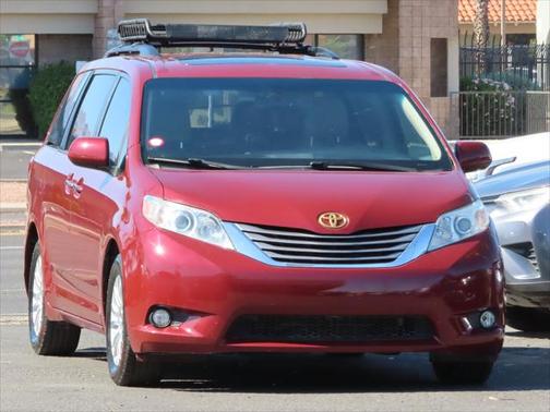 2015 Toyota Sienna XLE