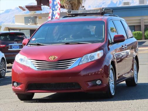 2015 Toyota Sienna XLE