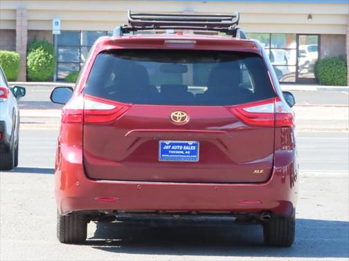 2015 Toyota Sienna XLE