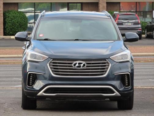 2018 Hyundai SANTA FE SE