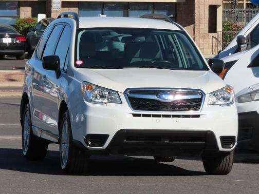 2016 Subaru Forester 2.5i