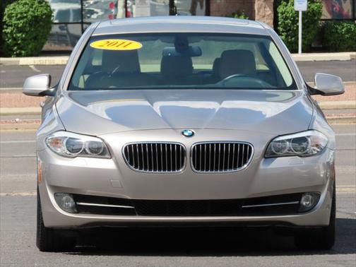 2011 BMW 528 4dr Sdn 528i