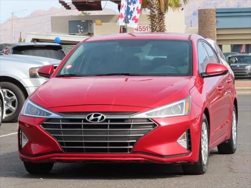 2019 Hyundai ELANTRA SE