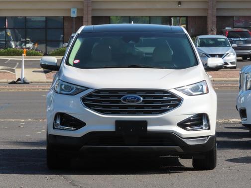 White 2019 Ford Edge SEL