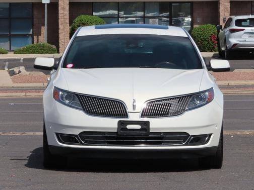 2013 Lincoln MKS Base
