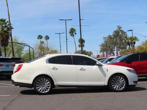 2013 Lincoln MKS Base