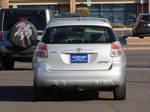 2006 Toyota Matrix Base
