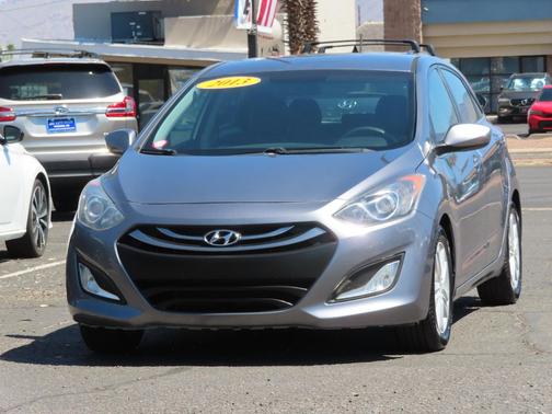 Shimmering Silver 2014 Hyundai Elantra GT Base