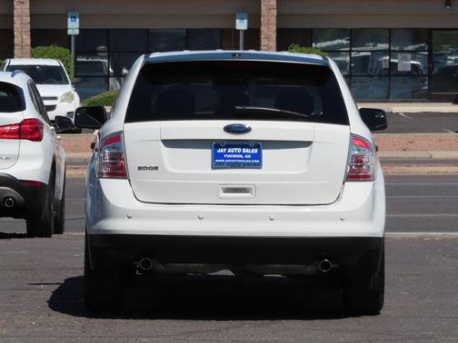 White Suede 2010 Ford Edge SE