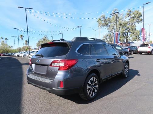Photo 3 of 24 of 2016 Subaru Outback 2.5i Limited