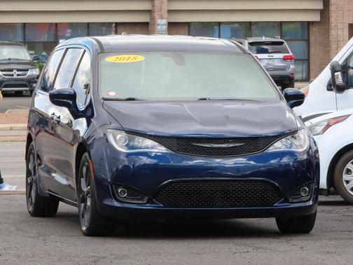 2018 Chrysler Pacifica Touring Plus