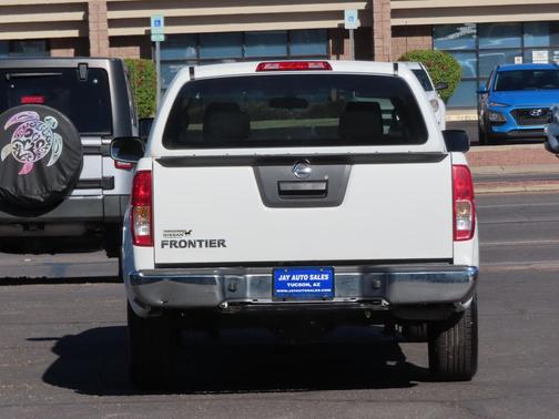 2016 Nissan Frontier S