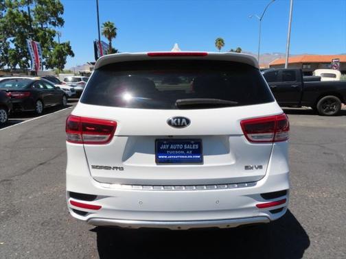 2016 Kia Sorento SX