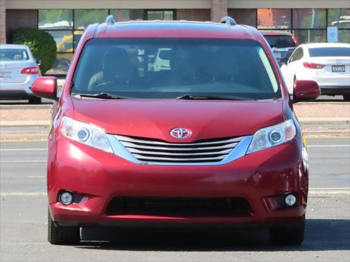 2015 Toyota Sienna XLE