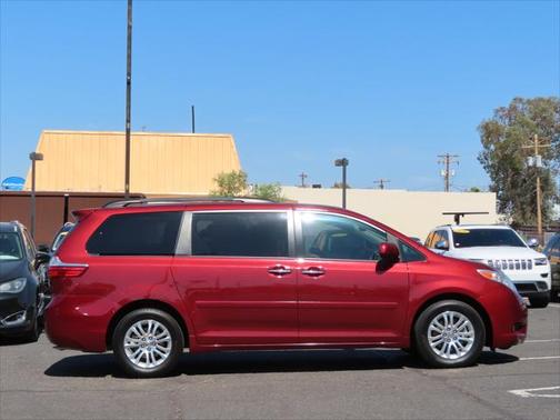 2015 Toyota Sienna XLE
