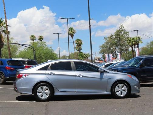 2014 Hyundai SONATA Hybrid Base