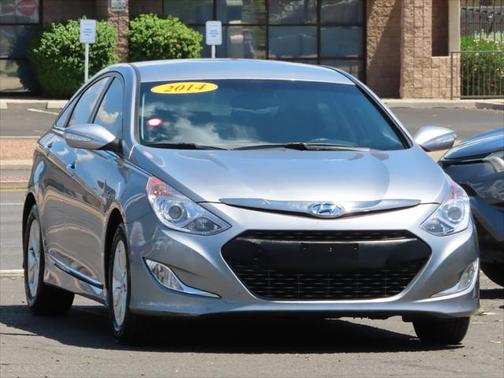 2014 Hyundai SONATA Hybrid Base