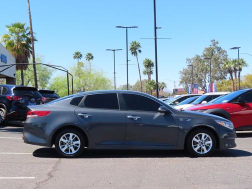 2018 Kia Optima LX