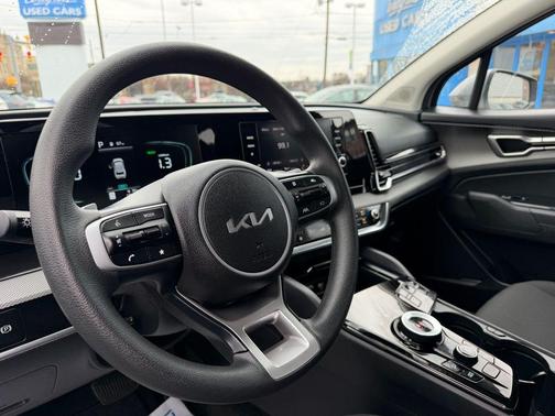 2023 Kia Sportage Hybrid LX