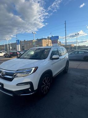 2020 Honda Pilot Touring 8-Passenger