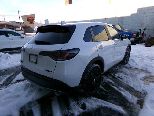 2026 Honda HR-V AWD Sport