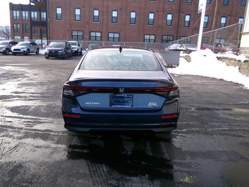 2025 Honda Accord Sport SE 1.5T