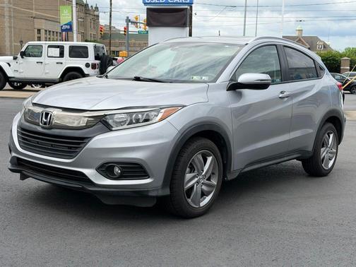 Lunar Silver Metallic 2019 Honda HR-V EX