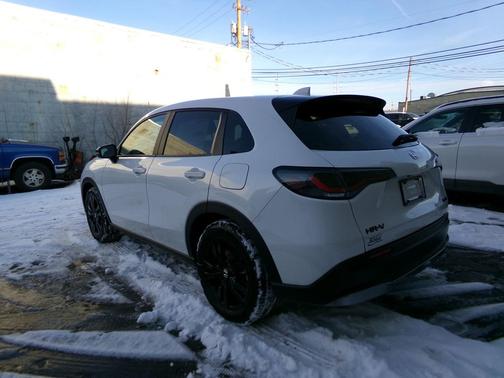 2026 Honda HR-V AWD Sport