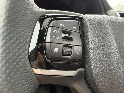 Crystal Black Pearl 2025 Honda Ridgeline Black