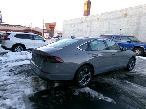 2025 Honda Accord Hybrid EX-L