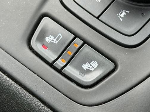 Sterling Metallic 2023 GMC Terrain SLT