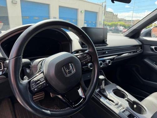 Sonic Gray Pearl 2024 Honda Civic Sport