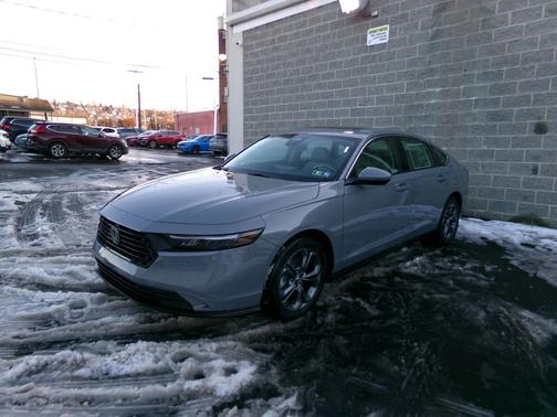 Urban Gray Pearl 2025 Honda Accord Hybrid EX-L