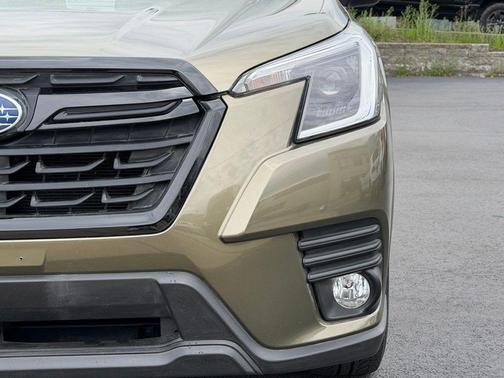 Autumn Green Metallic 2022 Subaru Forester Premium