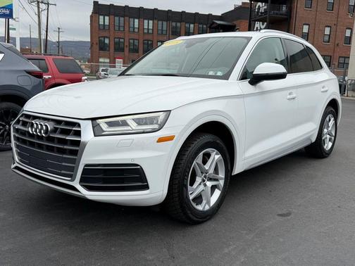 Ibis White 2018 Audi Q5 2.0T Tech Premium