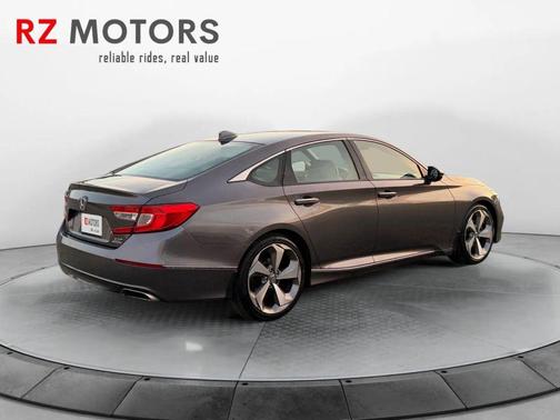 2019 Honda Accord Touring 2.0T