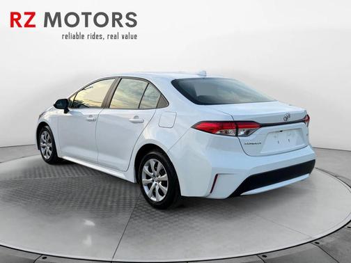 Ice Cap 2023 Toyota Corolla LE