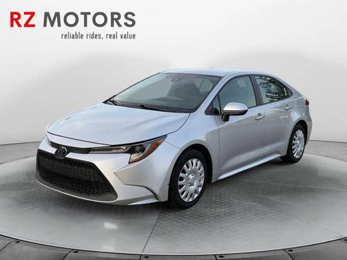 Classic Silver Metallic 2021 Toyota Corolla LE