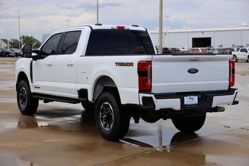 2023 Ford F-250 LARIAT